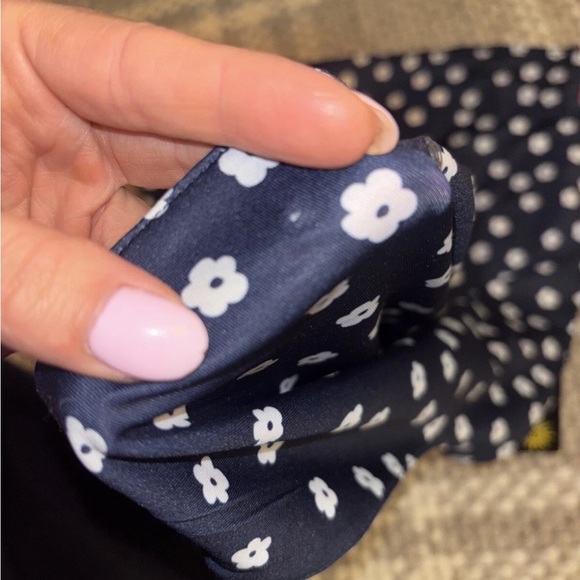 Belyn Key Navy Floral Reversible Top - Picture 6 of 6